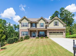 428 Copper Ridge Dr, Loganville, GA 30052