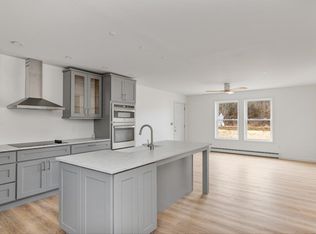 47 Little Brook Ln, Bristol, VT 05443