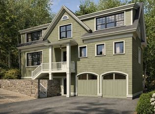 18 Robeson St, Jamaica Plain, MA 02130