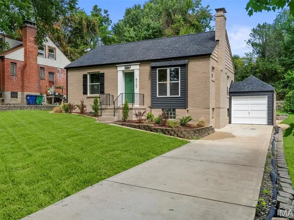 9707 Greenwood Ter, Saint Louis, MO 63119
