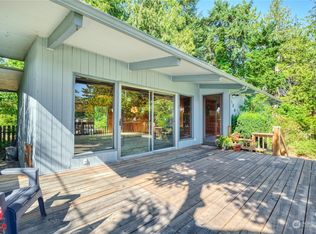 636 Largaud Dr, Pt Roberts, WA 98281