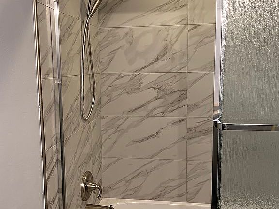 5th image of 5205 S Hill Dr