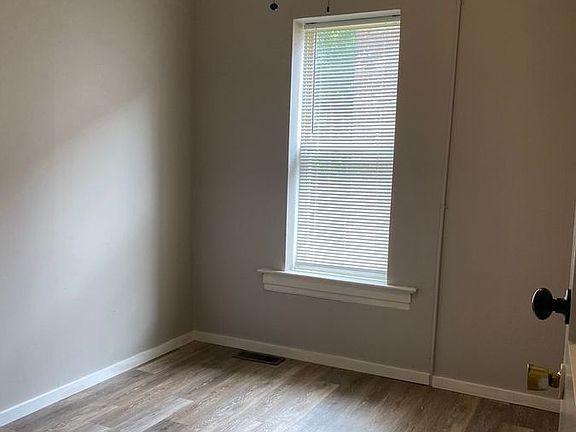3rd image of 4641 Washington Blvd #9