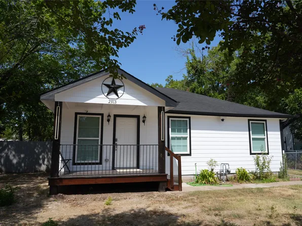 2313 N Riverside Dr, Fort Worth, TX 76111