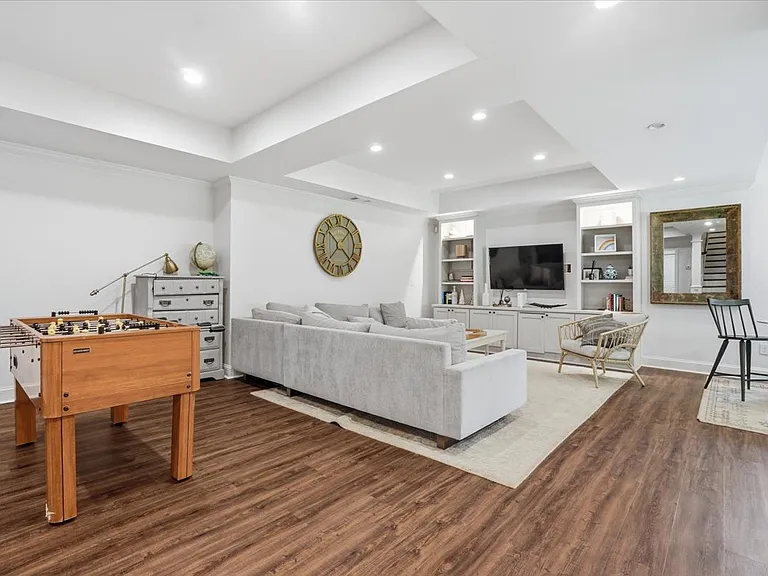 Living Area - Basement