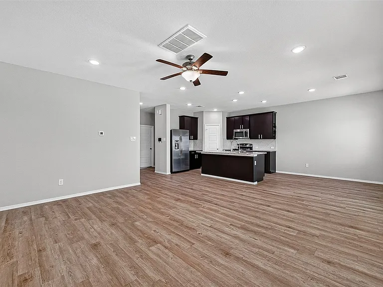 21522 Autumn Summit St — Photo 11