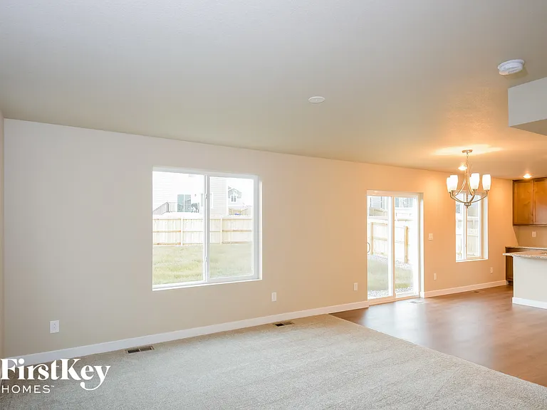 10741 Luneth Dr — Photo 4