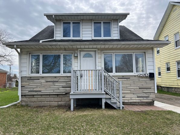 25763 Gibraltar Rd, Flat Rock, MI 48134