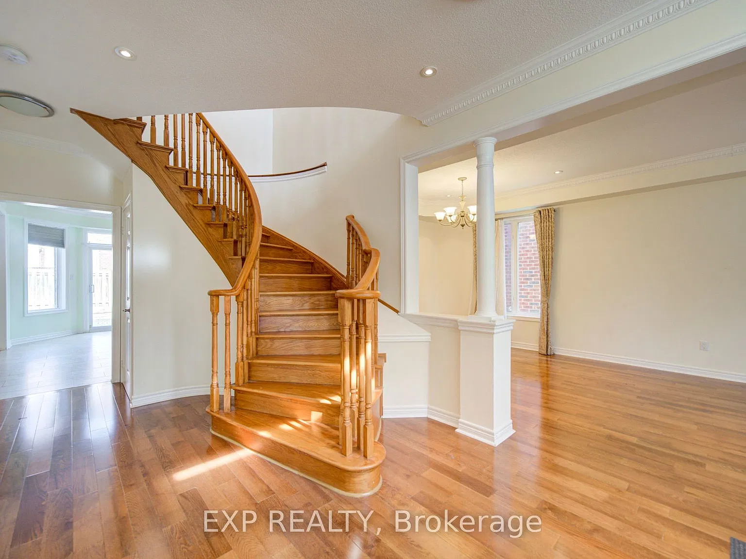 4 bed, $4,200 — Photo 4