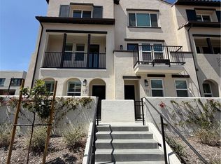 135 Evergreen Ln, Claremont, CA 91711