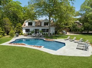 60 Franklin Ave, Westhampton Beach, NY 11978