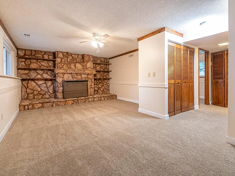 9340 Carr St — Photo 16
