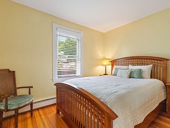 5th image of 38 Herschel St