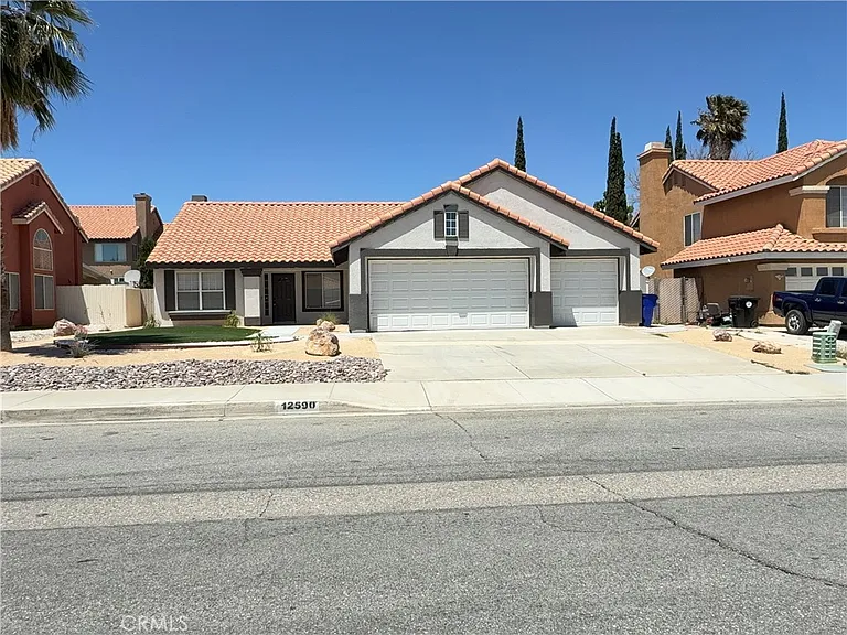 12590 Cobalt Rd — Photo 2