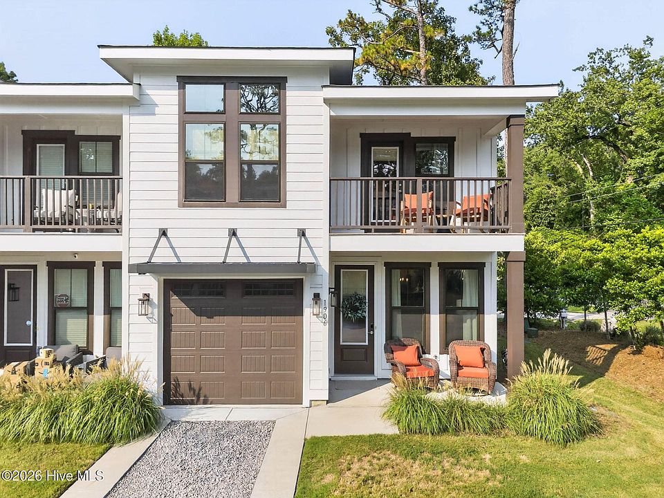1st image of 1906 Seacottage Way #8