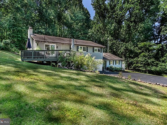 2nd image of 769 Glen Arden Dr