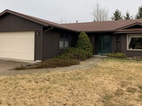 1518 Colonial Ln, Bryan, OH 43506