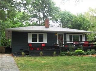 2608 Sherwood St, Greensboro, NC 27403