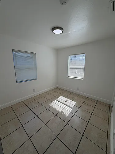 1021 Henrietta Ave Photo 1