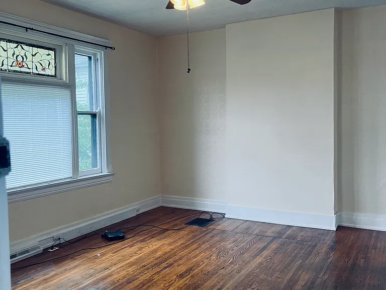 3747 Paxton Ave #1 — Photo 4