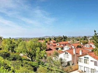 17 Santa Isabel, Rancho Santa Margarita, CA 92688
