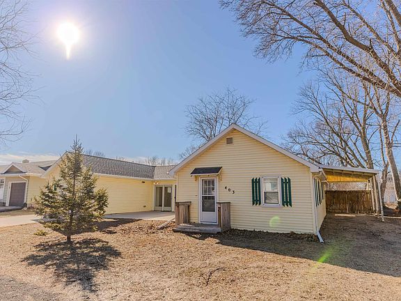 3rd image of 403 S Juniper Ave