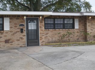 2541 Mayapple Rd E, Jacksonville, FL 32211