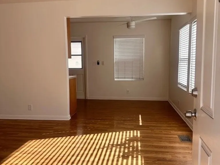 752 W 25th St #758 — Photo 6