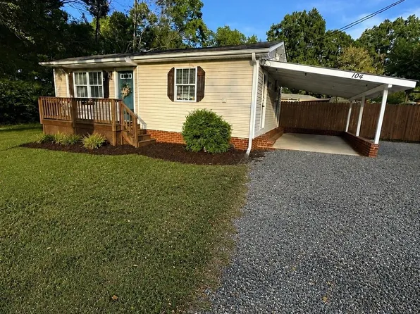 104 Pine Ln, Locust, NC 28097