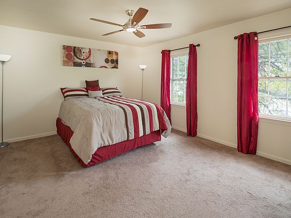 2nd image of 5931 Ambassador Way