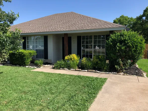 603 Concho Dr, Oak Pt, TX 75068