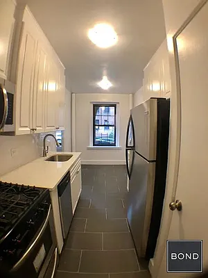 Rented by Bond New York | media 3