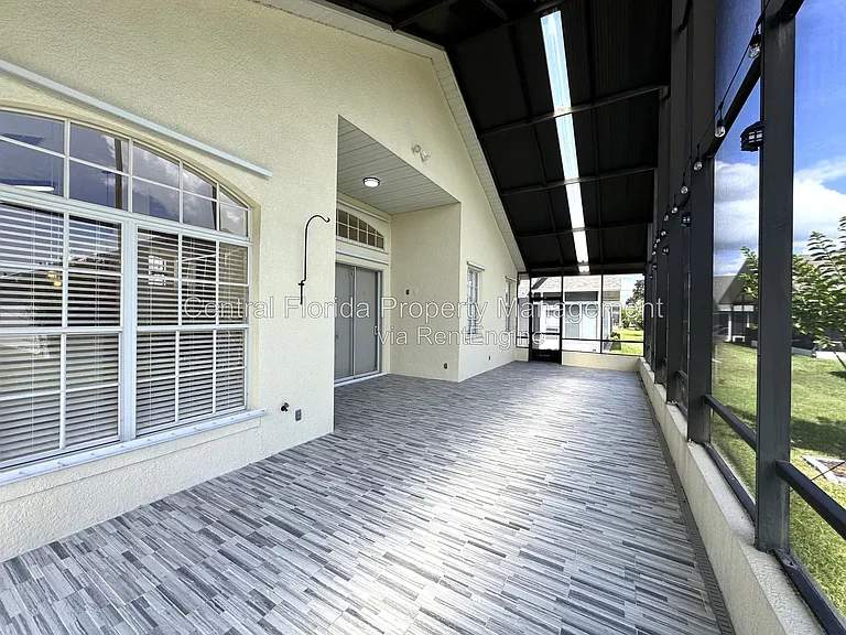 140 Moss Ln — Photo 23