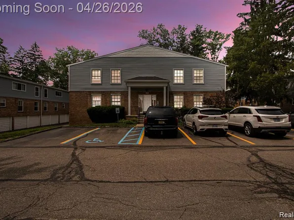 503 E University Dr, Rochester, MI 48307