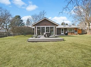 13 Mayflower Rd, Framingham, MA 01701