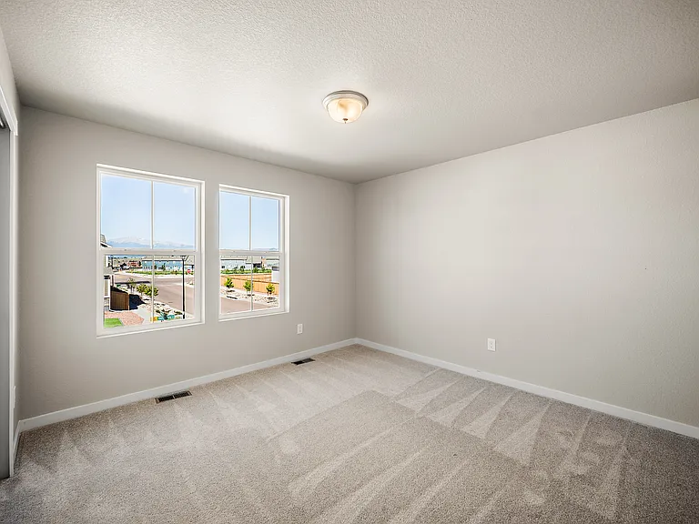 7991 Goldenray Pl — Photo 34