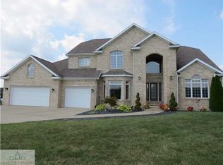 2610 S Edgar Rd, Mason, MI 48854