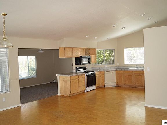 2nd image of 5266 Canyon Run Dr