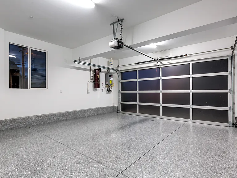 2068 Maple Ave #C — Photo 17
