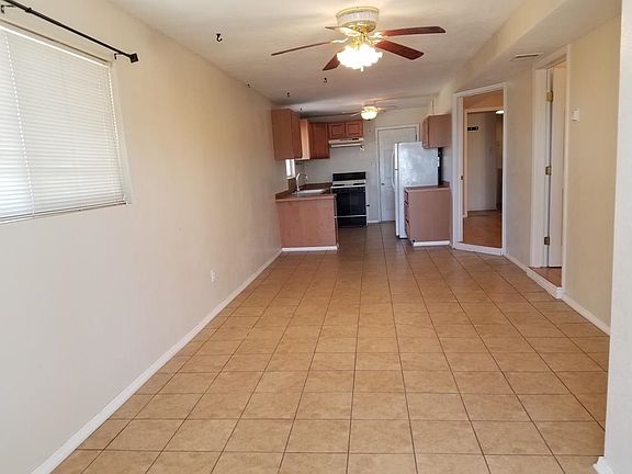 3rd image of 1118 Hawaii Ave