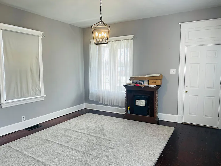 434 W Wyoming Ave — Photo 5