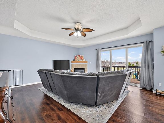 5th image of 1372 Logan Ct