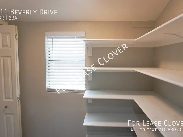 211 Beverly Dr — Photo 9