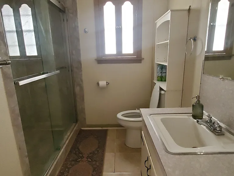 1807 Lakeshore Dr #C — Photo 23
