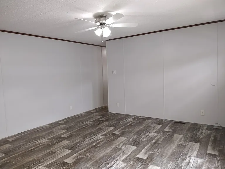 2443 Gena Ann Ln — Photo 4