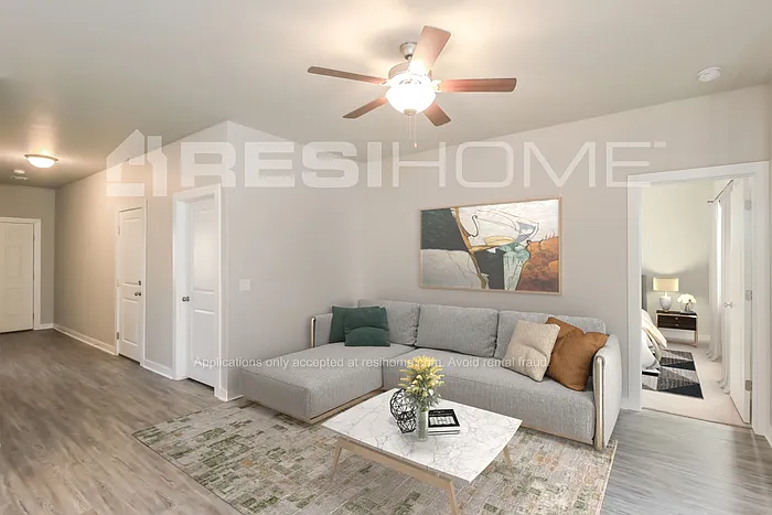 3 bed, 2.0 bath, 1363 sqft, $1,695 — Photo 4