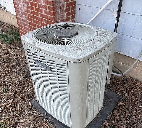 5th image of 800 W Fackney St