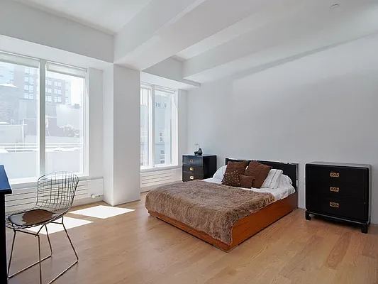 Sold by Sotheby's International Realty | media 6