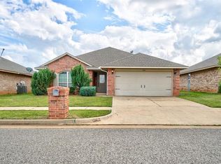 2204 NW 196th St, Edmond, OK 73012