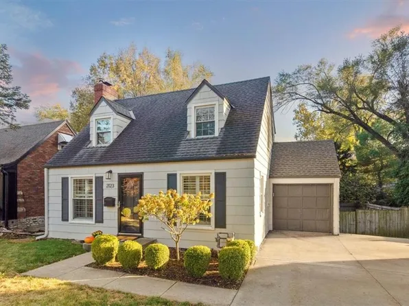 2123 W 48th Ter, Westwood Hills, KS 66205